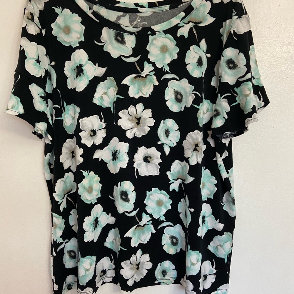 Worthington Black Short Sleeve Top with Mint & White Floral Print